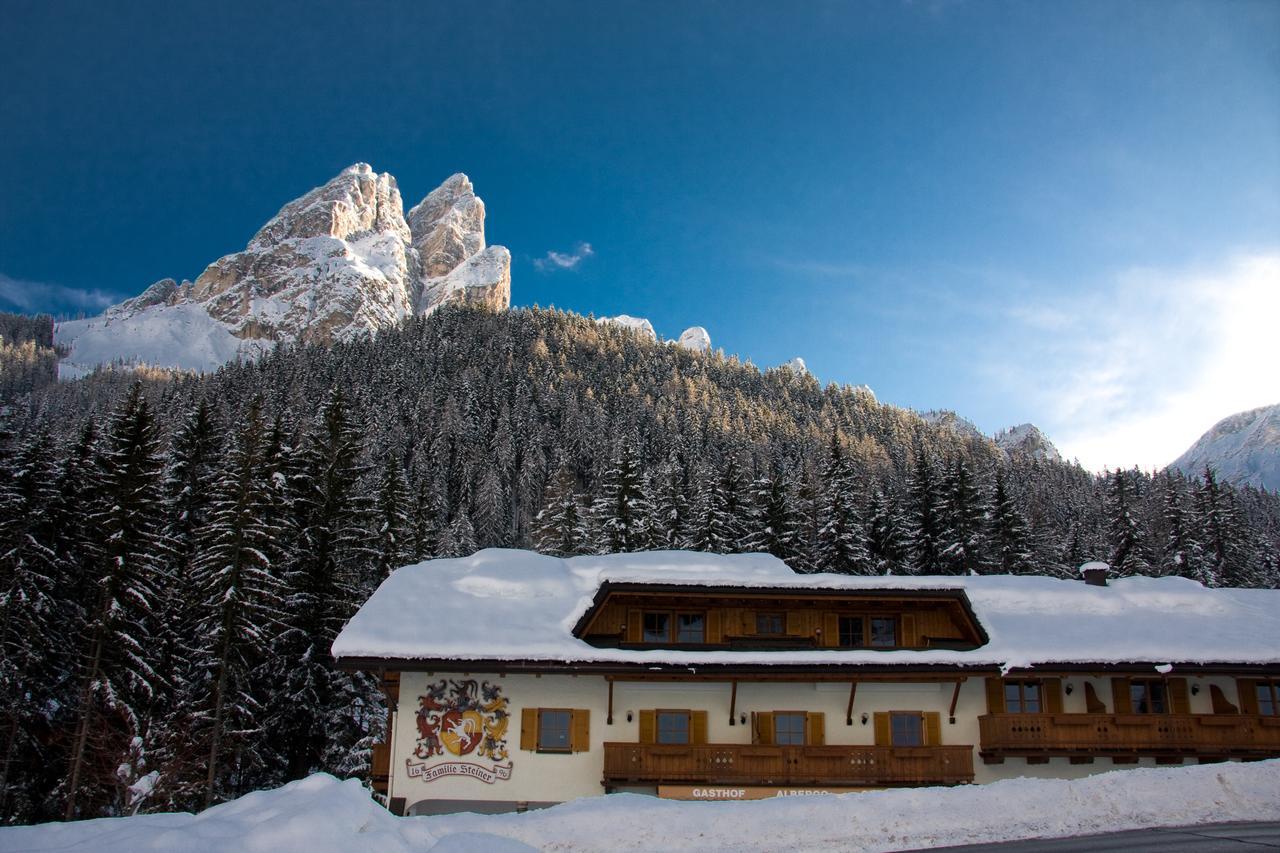 Steinerhof Hotel Braies  Exterior photo