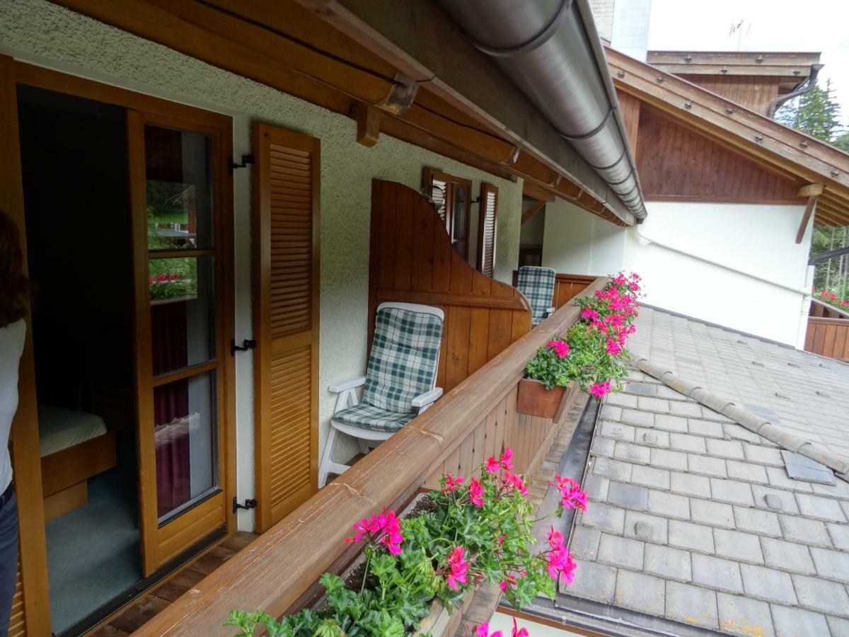 Steinerhof Hotel Braies  Exterior photo